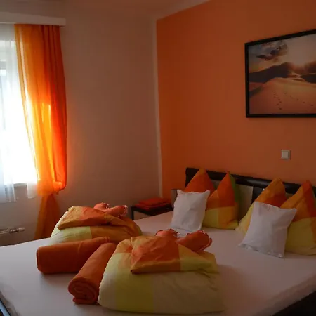 Haus Sunshine Apartment Hermagor-Pressegger See Room photo